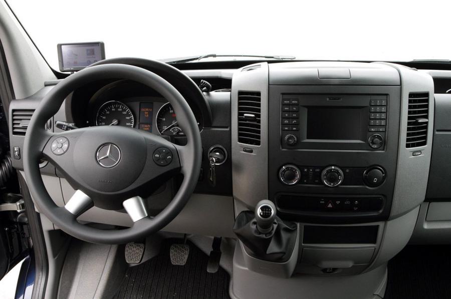  Mercedes-Benz Sprinter 2014 года  (фото 17 из 32)